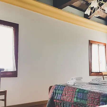 Barchessa Di Querini Farm stay *