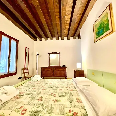 Barchessa Di Querini *