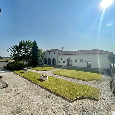 Barchessa Di Querini Farm stay Preganziol