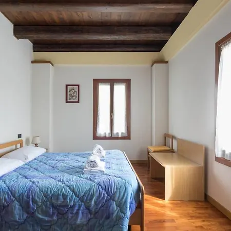 Barchessa Di Querini * Preganziol