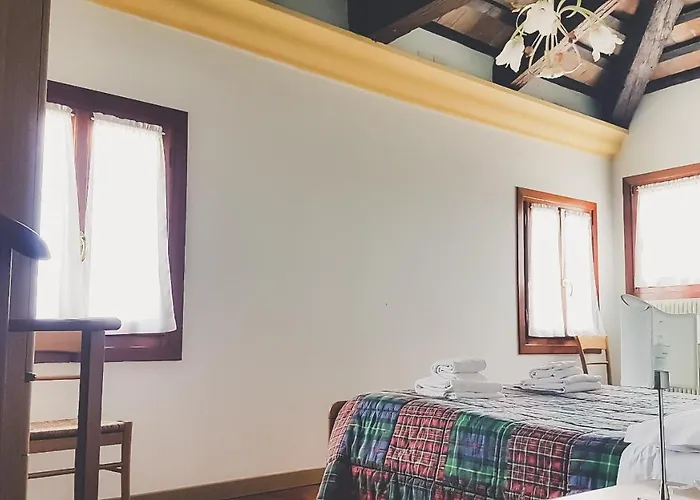 Barchessa Di Querini Farma *