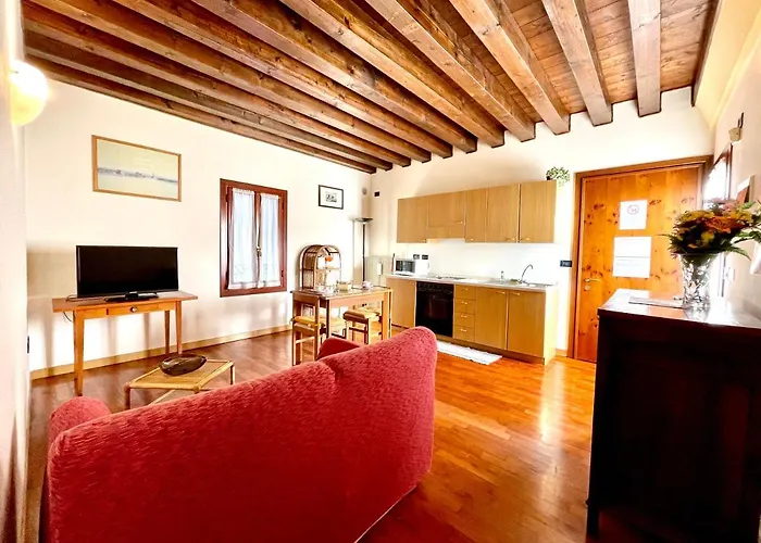 Barchessa Di Querini Farma