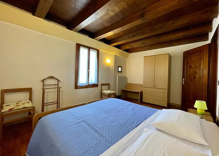 Barchessa Di Querini Farma