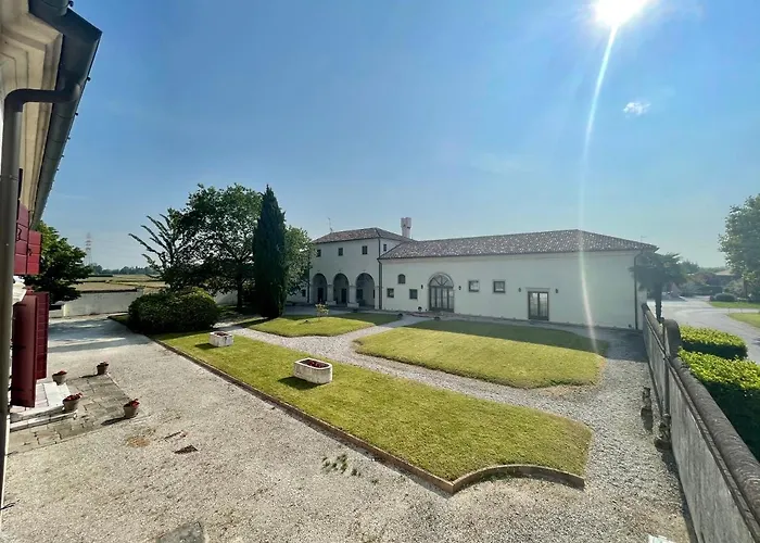 Barchessa Di Querini Farma Preganziol