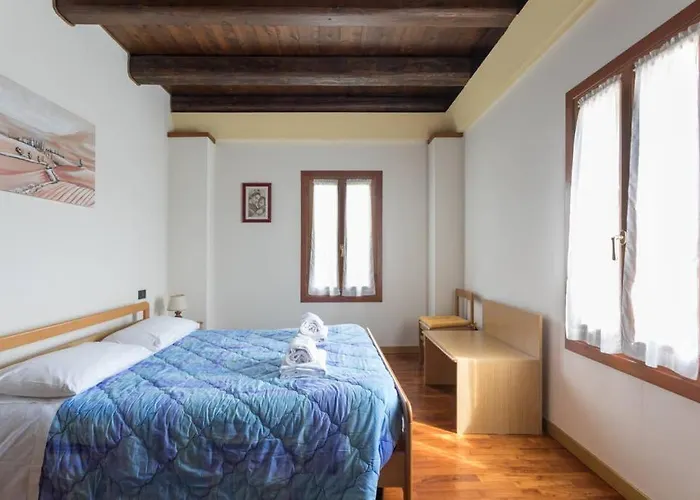 Barchessa Di Querini * Preganziol