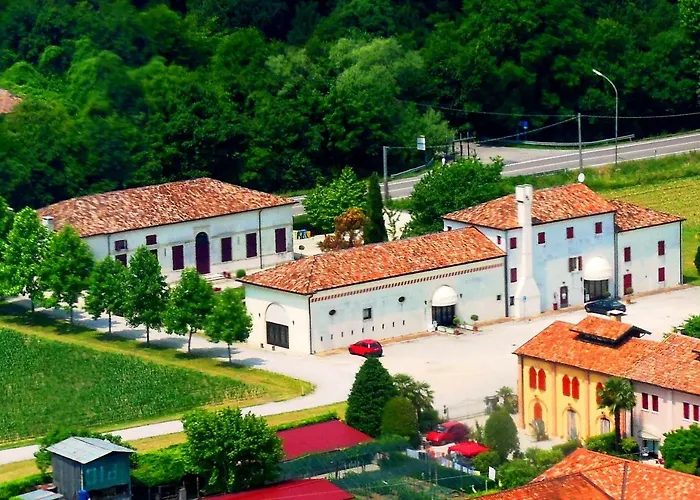 Barchessa Di Querini * Preganziol